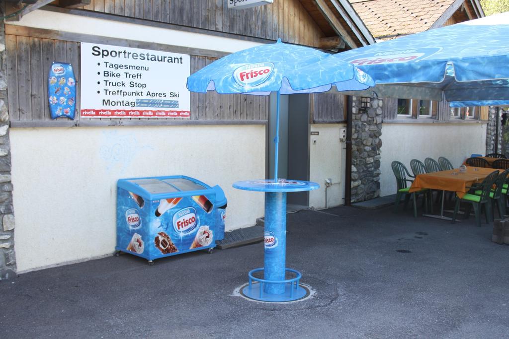 Sporti Grusch Vandrehjem Eksteriør billede